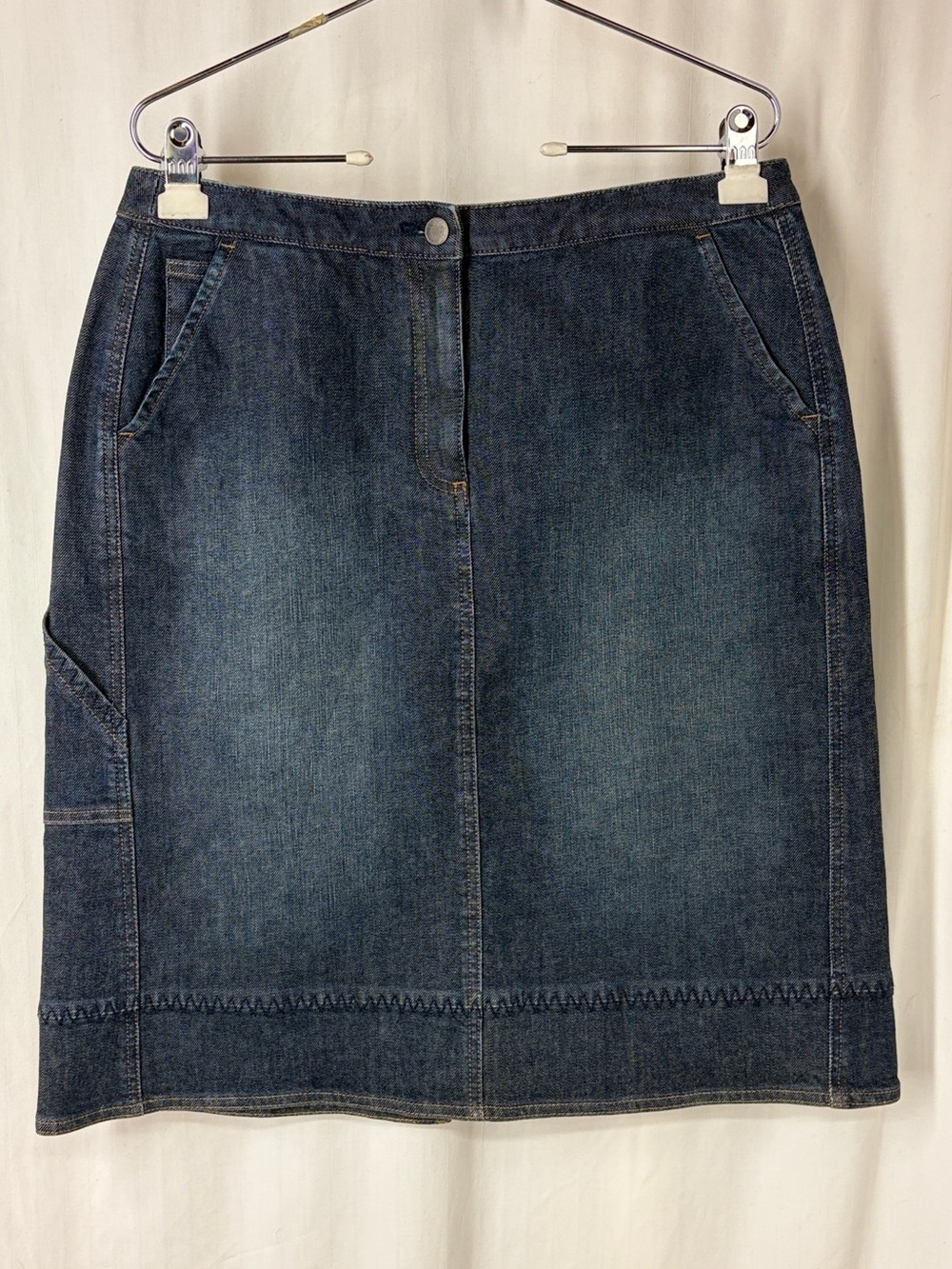 J.Jill 12 Denim Jean Dark Skirt Rick Rack Embroidery Detail Knee Length Stretch